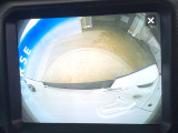 ●サイドカメラ:左側面の視界が写し出されます!狭い道路での走行や駐車ラインの確認などにも役立ちます!