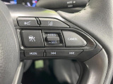 【レーダークルーズコントロール】高速道路での長距離走行が楽に!!自動で速度を保つクルーズコントロールが、衝突軽減システムと連携し、前方の車両を感知して車間を保つように速度調節してくれます!!