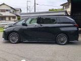 各種カスタムも承っております。エアロ、Aftermarketアルミホイール、シートカバー、Dampers、ダウンサス等カスタムのことも新車王国にお任せ下さい。