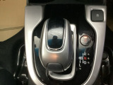 運転席周辺のスマートなレイアウトが、操作のしやすさを実現。快適なドライブをサポートします。