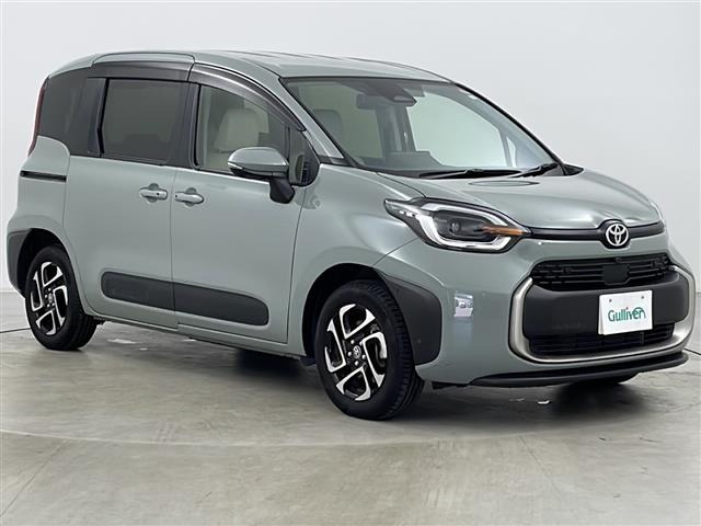 シエンタハイブリッド 1.5 Z E-Four 4WD修復歴無し