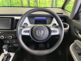 【ステアリングスイッチ】運転中、前方から目線をそらすことなく、オーディオ等の操作が可能な便利機能!安心&快適なドライブを演出してくれます♪