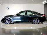【BMWのxDrive】xDriveはいかなる状況下でも安定した走りを実現しています。 これによりストレスなく運転できることはもちろんのこと、安全性能も向上しています。