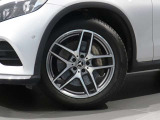 AMGスタリング AMG19インチAW装備しております!