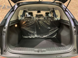 ■充実のアフターサービス■ 車の販売はもちろん、自社整備工場・自社鈑金工場・オイル交換&点検専門店舗を完備しておりますので納車後もお客様のカーライフをトータルでサポートいたします。