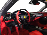 SF90ストラダーレ F1 DCT E 4WD 