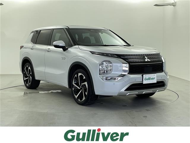 アウトランダー PHEV 2.4 P 4WD サンルーフ