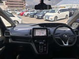 全方向に視界が広く、隅々まで見渡すことができるので安心して運転することができます!