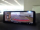 360°ビューモニターを搭載しています。コーナーセンサーと合せてお使いいただくことで、安全、安心にお車の取り回しを行っていただけます。