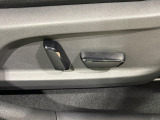 【パワーシート】スイッチ一つで簡単にシートの微調整が可能!電動だから力もいりません!快適なシートポジションにセットして、快適なドライブをお楽しみください。