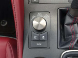 ダイナミックな加速を愉しみたい時、穏やかに走りたい時。スポーツからエコ まで走行モードを選択していただけます。状況や気分に合わせた 走りのテイストが、ドライビングの歓びをさらに広げます。