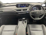 UX 250h バージョンL 本革シート サンルーフ