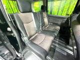 運転席シート廻りは使用感も少なく、良好な状態となっています。前オーナー様が丁寧に使っていたことがよくわかりますね。