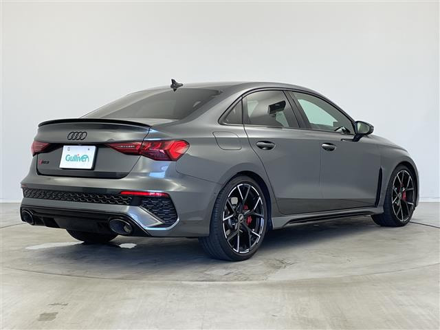 アウディ RS3セダン 2.5 4WD 本革シート の中古車詳細 (14,000km