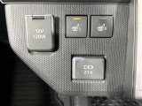【シートヒーター】寒い日に重宝するシートヒーター!エアコンより早く温まってくれるので寒がりの人も安心ですね♪エアコンの温風は乾燥するから苦手、という方にもをおすすめです。