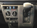 ATシフトで運転も楽々です。