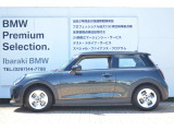 ≪BMW Premium Selection1年≫ の保証は ご購入後、1年間走行距離無制限保証!万一、修理が必要な場合は無料で対応!全国のBMWディーラーにて対応可能ですので遠方の方も安心!(消耗品、後付け品除く)。