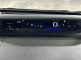 【スピードメーター】メーターがシンプルで見やすく運転しやすいですね!