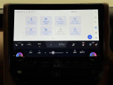 【Toyota Safety Sense】事故リスクの回避機能や「安全運転をさりげなく」サポートする機能など、様々な先進機能が多くの状況でドライバーをサポートします。詳しくはスタッフまでお尋ね下さい。