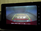 バックモニターも装備しております。バックギアに入れるとナビ画面に車の後方が映し出されます。これで後方確認も安心!
