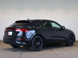 Audi Q8 50 TDI quattro S line/HDマトリクスLEDヘッドライト/ダークAudi rings & ブラックスタイリング/アルミホイール 10Yスポークデザイン ブラックメタリック 10Jx22