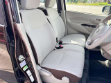運転する際の心地よさは、シートが大部分を占めるかと思います。ぜひ一度実車をご確認下さい!