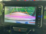 【バックカメラ】駐車時に後方がリアルタイム映像で確認できます。大型商業施設や立体駐車場での駐車時や、夜間のバック時に大活躍!運転スキルに関わらず、今や必須となった装備のひとつです!