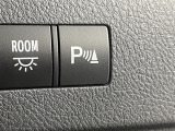 【クリアランスソナー】駐車、発進の低速走行時に、周囲の障害物をブザーとディスプレイ表示でお知らせして、衝突回避をサポートします!