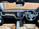 XC60  D4 AWD インスクリプション 4WD 本革シート