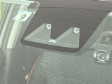 【スマートアシスト】走行中に前方の車両等を認識し、衝突しそうな時は警報とブレーキで衝突回避と被害軽減をアシスト。より安全にドライブをお楽しみいただけます。
