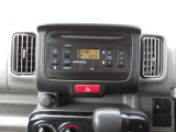 見方が分からないときは、どんなことでも中古車選びのプロであるスタッフにおたずねください。