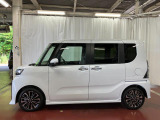 【スマートアシスト搭載車】 衝突回避支援ブレーキ機能(対車両・歩行者)、衝突警報機能(対車両・対歩行者)、誤発信抑制制御機能などの機能で安全な運転をサポートします