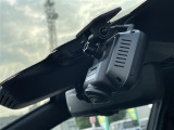 【ドライブレコーダー】映像・音声などの運転中の記録を残します。事故などを起こした起こされた時の証拠になりえますので、もしも時でも安心ですね。