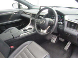 ゆったりとした室内!運転もしやすいです
