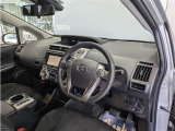 見通しのよいすっきりとした視界で、誰でも運転しやすいです。運転のしやすさは疲れにくさにも繋がりますよ♪