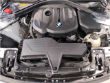 【ご納車前点検】BMW認定中古車は100項目の箇所を徹底的にチェック致します。機械的な箇所や電気系、コンピューターなどをご納車前に点検し、交換基準に達した部品は全て新品に修理返品した後にご納車致します。