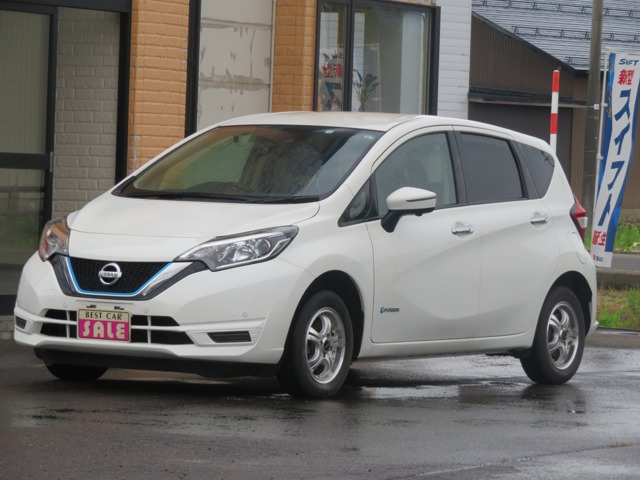 ノート  1.2 e-POWER B FOUR 4WD