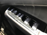 みなさまのお車選びのお手伝いをさせてください!スタッフ一同心よりご来店、お問い合わせをお待ちしております!