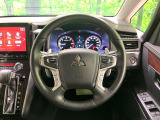 【純正革巻きステアリング】上質な革を使用することで、手にしっかり馴染みとても運転しやすいハンドルです♪