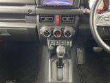 気になる車はすぐにお問い合わせください!画面右側の0066から始まる無料ダイヤルからお問い合わせ下さい!専門スタッフがお車のご質問にお答えいたします!
