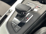 気になる車はすぐにお問い合わせください!画面右側の0066から始まる無料ダイヤルからお問い合わせ下さい!専門スタッフがお車のご質問にお答えいたします!