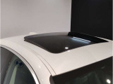 【ご納車前点検】BMW認定中古車は100項目の箇所を徹底的にチェック致します。機械的な箇所や電気系、コンピューターなどをご納車前に点検し、交換基準に達した部品は全て新品に修理返品した後にご納車致します。