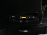 【ETC】高速道路や有料道路など、通行券の受け取りや料金の支払いで一旦停車することなくスムーズに料金所を通過できます!