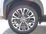 アルミホイール装着車です!これで足元まわりもおしゃれにきまります!
