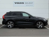 ◆サイド/流麗なプロポーションはVOLVO車の真骨頂。「美しいものと共にありたい」というオーナーの願いを満たします