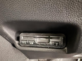 気になる車はすぐにお問い合わせください!画面右側の0066から始まる無料ダイヤルからお問い合わせ下さい!専門スタッフがお車のご質問にお答えいたします!