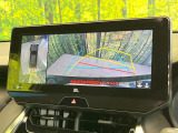 【パノラミックビューモニター】専用のカメラにより、上から見下ろしたような視点で360度クルマの周囲を確認することができます☆死角部分も確認しやすく、狭い場所での切り返しや駐車もスムーズに行えます。