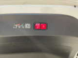 【EASY-PACK自動開閉テールゲート】運転席・リモコンキー・テールゲートのスイッチで、テールゲートが自動開閉します♪テールゲートの開口角度の設定も可能です!どなたでも扱いやすくなっております。