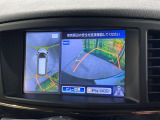【アラウンドビューモニター】専用のカメラにより、上から見下ろしたような視点で360度クルマの周囲を確認することができます☆死角部分も確認しやすく、狭い場所での切り返しや駐車もスムーズに行えます。