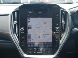 11.6インチの縦長のディスプレイに車両やエアコンの設定、オーディオなどさまざまな機能を内蔵。またApple CarPlay?やAndroid Auto?にも対応。先進的で使いやすいナビです。